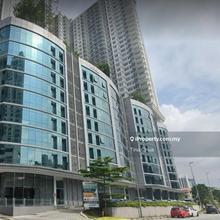 Building facing Mainroad 