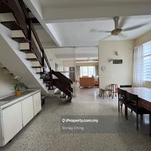 Pulau Tikus 2sty Terrace Well Maintained!