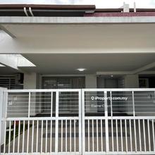 Suria,saujana prima Seremban 2 heights double storey house