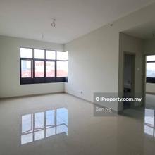 Spacious Layout with 3 Bedrooms 3 Bathrooms