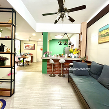 Renovated 2.5 Storey Terrace 22' x 80'@ Sri Petaling For Sale