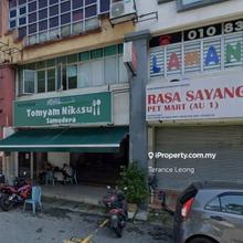 3 storey shoplot below market