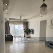 Good Condition Suria Apartment located at Kota Damansara for Sell