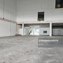 High ceiling terrace warehouse for rent