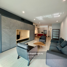 Beautifully Renovated 