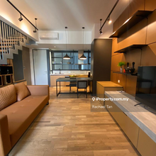 Twy Duplex Condo for Sale below market