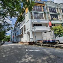 Shop-office for Sale