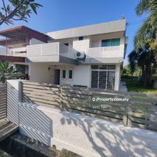 This property located at Taman Sentosa, easy to access everywhere