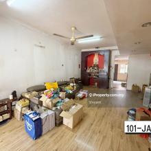 Taman Suria Pendamar Double Storey Terrace House Klang