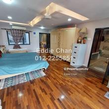 Nice KLCC and Garden View, Not Facing House, Fully Renovated