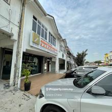 Taman Molek Shop Lot For Rent