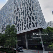 Studio unit at empire damansara for sale