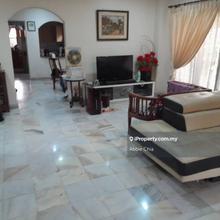 Spacious Bungalow For Sale 