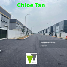 Brand New Cluster Semi-D Factory 