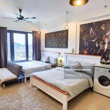 Tropicana 218 Macalister -Fully Renovated Furnished -424sf -1 Car Park