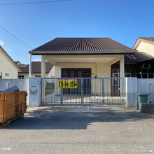 Nice condition Semi-D house for rent in sungai soi baru.
