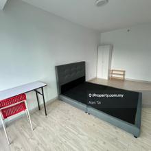 Halo Sunday Empire City Studio for Rent with Fridge