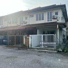 Townhouse ( below market value )