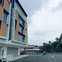 New Shop facing old shop or mainroad for rent in btp Rawang