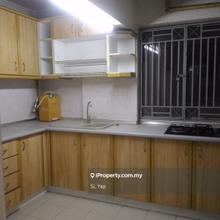 Pangsaria Apartment Desa Petaling For Sale