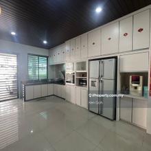 Palm Villa Gated and guarded terrace house in Raja Uda for Rent