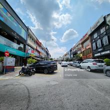 Ground floor Shop. High foot traffic. Near Bangsar Village 2