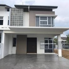 Rimbayu Penduline corner 2 storey house for rent