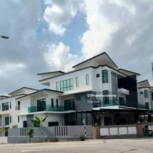 3 Storey Semi-D End Lot