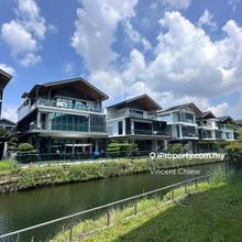 Senibong Cove Isola Grandeur Bungalow, Canal View 