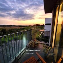 Fully Renovated & Furnished Semi D For Rent ! 