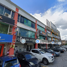 3 Storey Shop