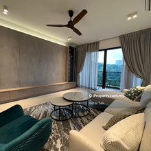 High Floor Corner Unit Master Bathroom with Bathtub