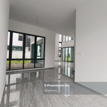 Tebrau, 3 Storey Bungalow, Seri Austin Heights, for sale