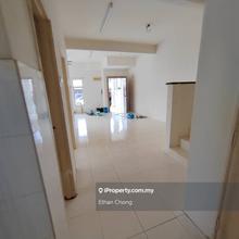 Saujana Utama 3 for rent with partly furnished