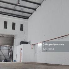Mount Austin 1.5 Storey Terrace Factory For Rent
