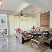 2.5sty Terrace Well maintain with Garden Seputeh