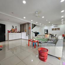 Super cheap renovated 2.5sty cluster semi-D