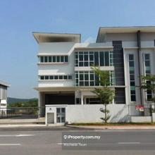 5mins To Silk Highway - 3 Sty Semi-D Factory, Balakong