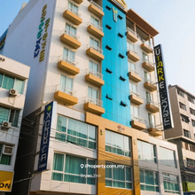 Cheap! 3-Star Hotel Freehold high Roi