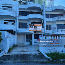 Freehold Batu Ferringhi 3 Storey Townhouse For Sale 