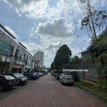Taman Damansara Aliff @ Tampoi Three Storey Shoplot For Sale