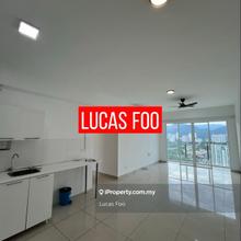 Location at Tropicana Bay Residences nearby queensbay mall