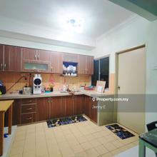 Move in ready - Cozy, clean and well maintain unit 