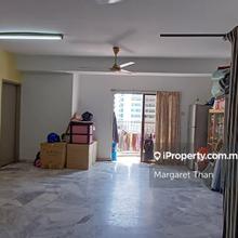 Centrally located near amenities, LRT Station, Shops & Shopping Malls