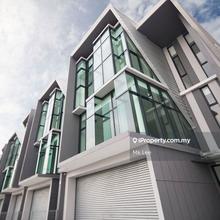 With Cargo Lift, Front Private Land For Loading, Near Nkve, Wce