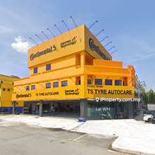 Corner 2.5 Storey Shop