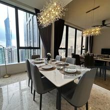 Quietness & Greeney, Short Walk To Changkat,1 Min Walk Bar&Restaurant