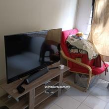 Fully furnish, lift condo, alot of restaurant and shops lot