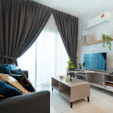 Ready Move In, Free furnished, walk to shop & Mall, 0% Dp, Last Unit