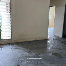 Flat in Taman Lestari Perdana, Seri Kembangan for Sale